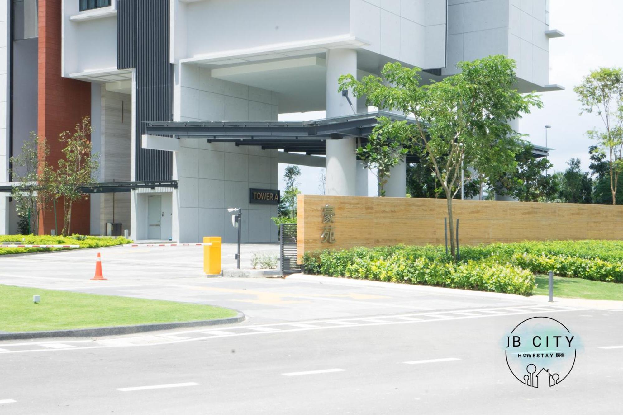 Grand Medini By Rr Jbcity 누사자야 외부 사진