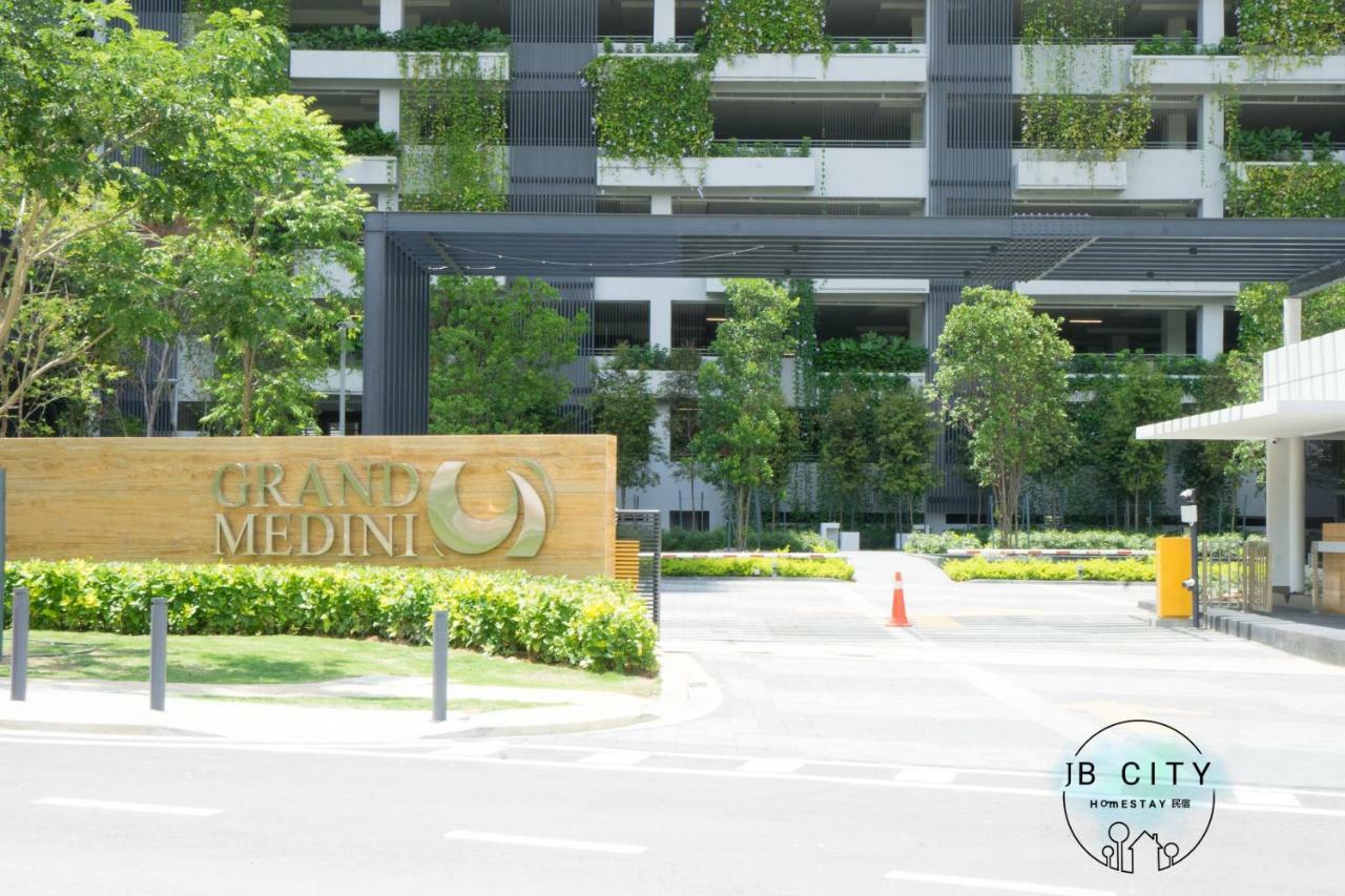 Grand Medini By Rr Jbcity 누사자야 외부 사진